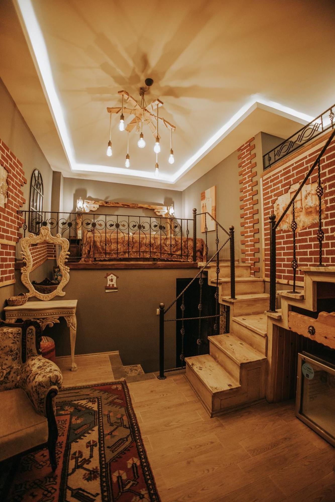 Vintage Cave House Hotel 괴레메 외부 사진